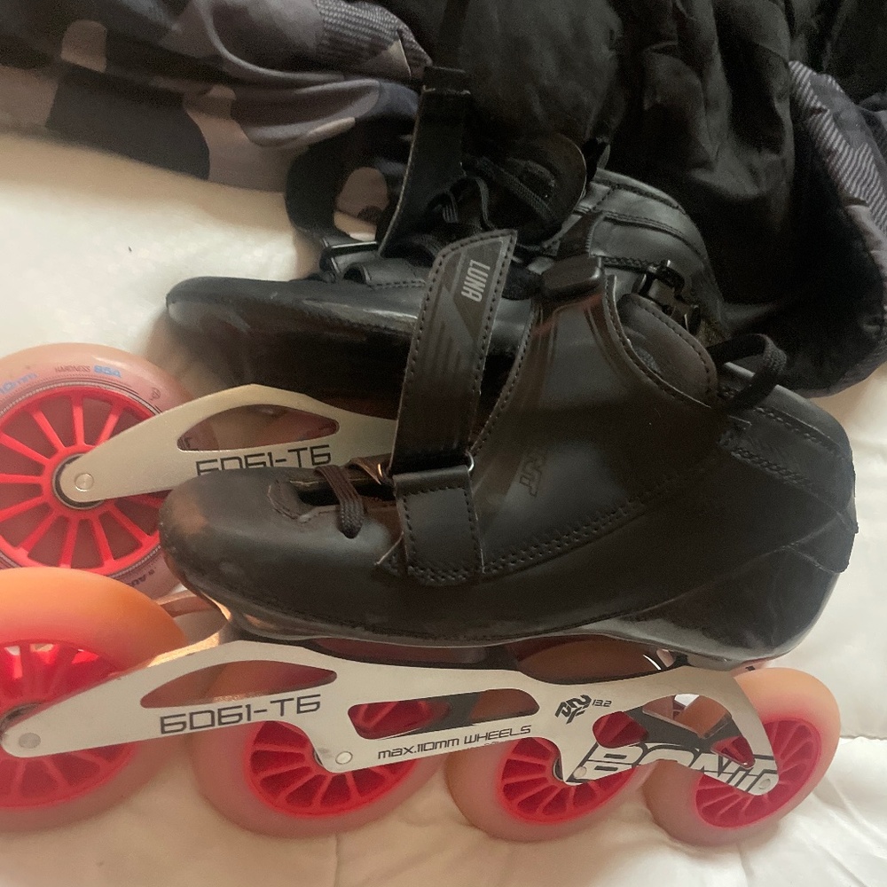 In line low top skates bont